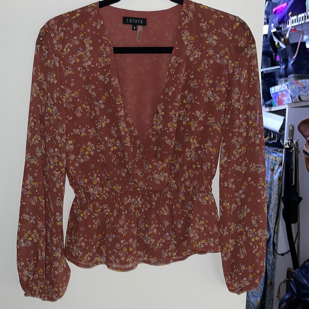 1. State blouse
